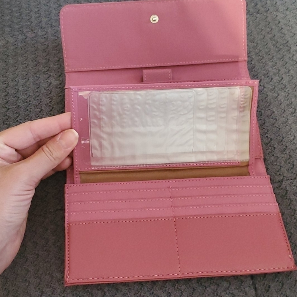 Nine & Co Wallet - Picture 3 of 9